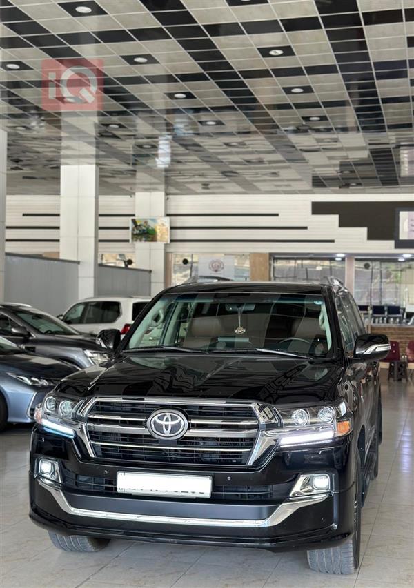 Toyota for sale in Iraq